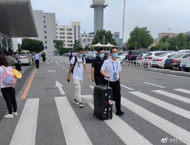 萧常坤正想说话，身后的钱红艳也是无比赞同的说道：是啊常坤。